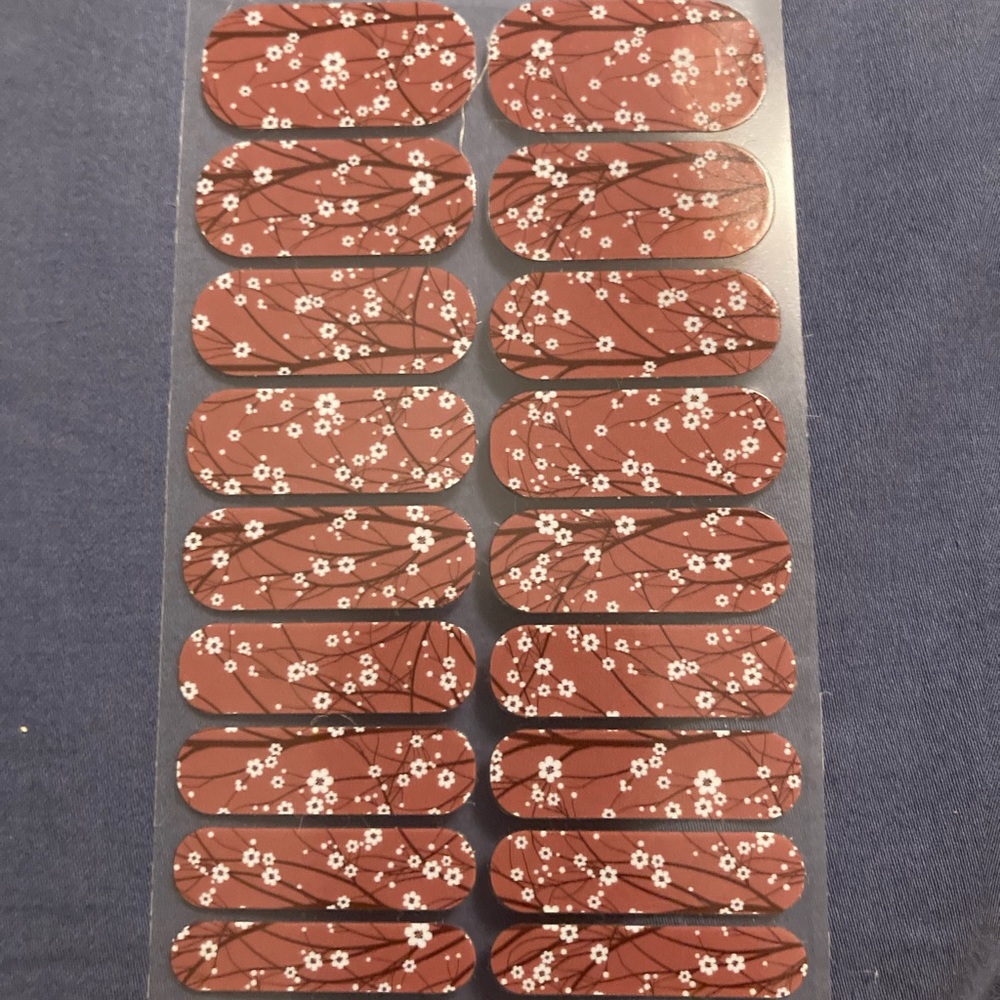 🧡 Jamberry Nail Wraps - Marsala In Bloom NEW FULL SHEET